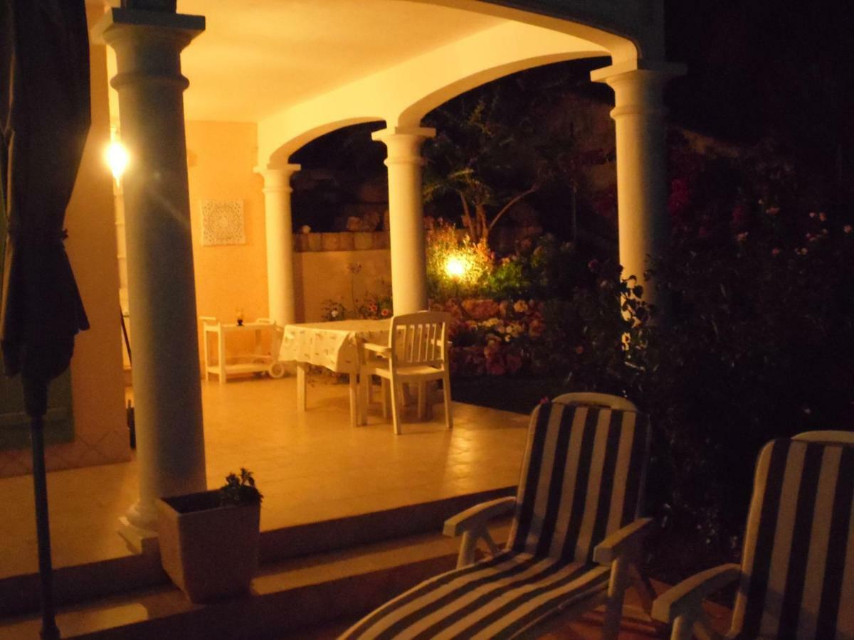 Апартаменты La Bastide Fleurie Кавалер-сюр-Мер Экстерьер фото